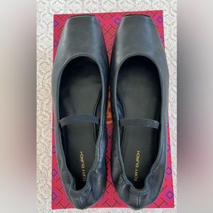 Brand new never worn Tory Burch black ballet shoes